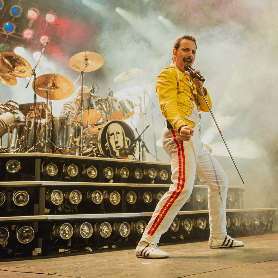 God Save The Queen en concierto